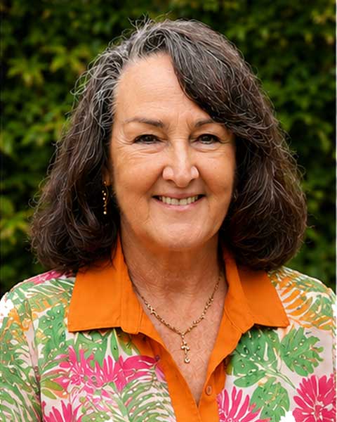 Barbara Bowen, Office/Worship Assistant